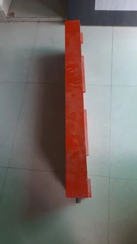 Crusher Spare Parts, Color : RED