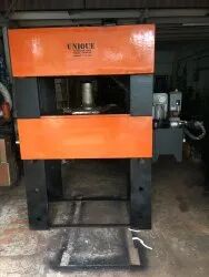 Mild Steel Industrial Hydraulic Press, Color : Orange