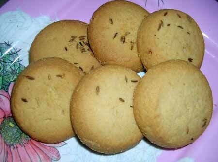 Round Ajwain Cookies