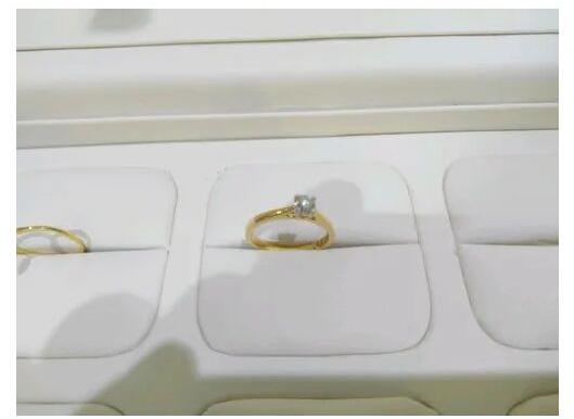 Kadel Gold diamond ring, Purity : 750.00%