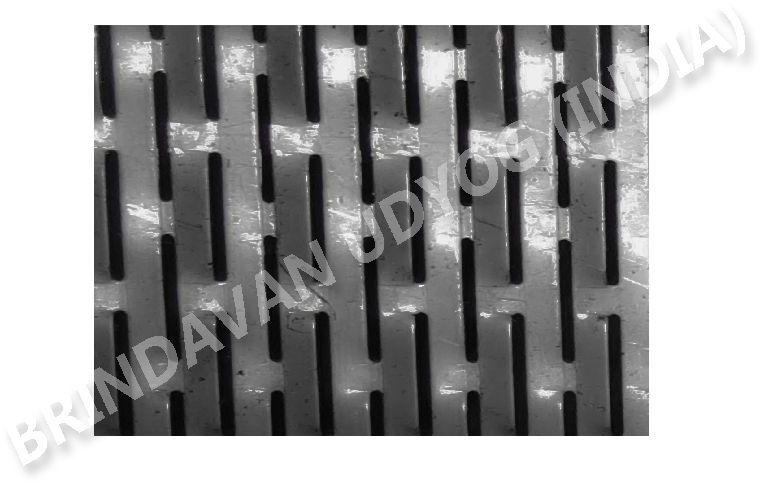 Mild Steel lip shape perforated sheet, for Security Use, Knited Type : Wrap Knitted