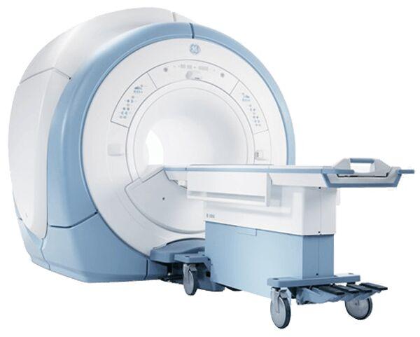GE SIGNA HDXT 3.0T MRI SCANNER
