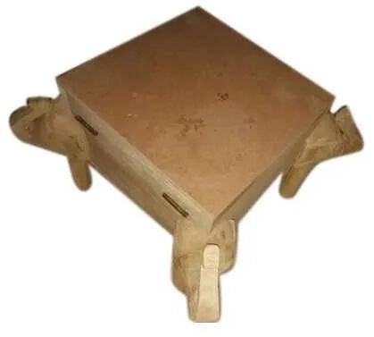 Paint Coated Antique Wooden Box, Capacity : 0-5 Kilogram