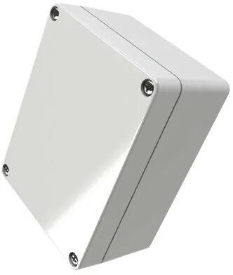 Polycarbonet Pole Mounted Junction Box, Shape : Rectangular