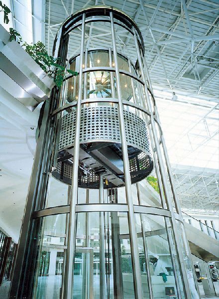Rectangular Hydraulic Lift, for Complex, Malls, Voltage : 110V