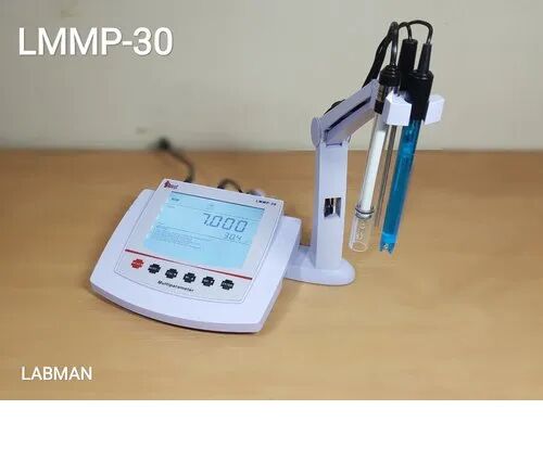 Multiparameter Water Quality Meter