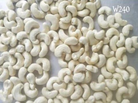 White Raw W240 Cashew Nuts, Shelf Life : 3 Months