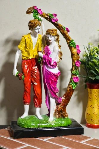 Multicolor Polyresin Daali Couple Statue, for Interior Decor, Packaging Type : Carton Box