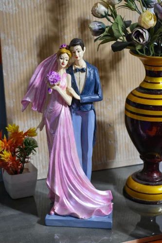 Polyresin Wedding Couple Statue, for Interior Decor, Packaging Type : Thermocol Box
