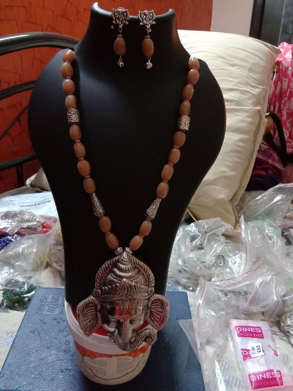 Glass Beads Necklace Set