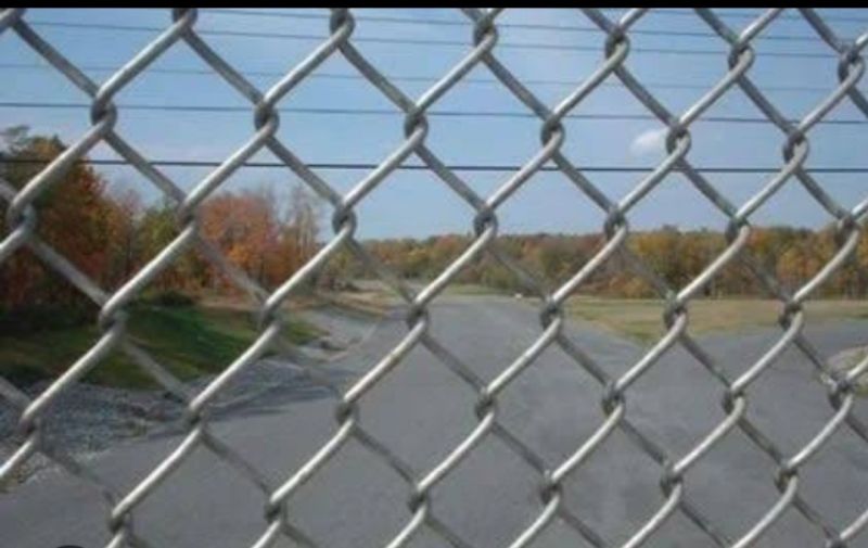 chain link fence