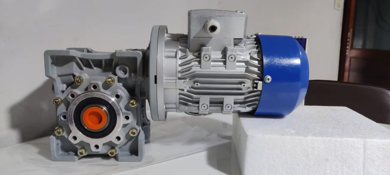 Powder Coated Nmrv Worm Gearbox, For Conveyor, Robotics, Pharmaceutical Machinery, Food Packaging Machinery