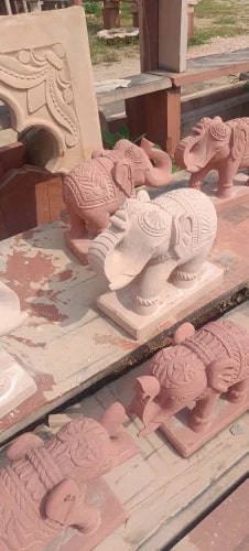 Red Polished Sandstone Carved Elephant Statue, for Decoration