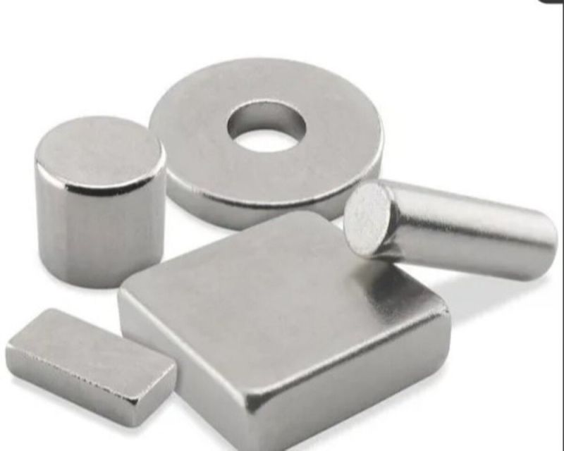 Smp Silver Permanent Magnetic, For Industrial Use, Size : 10