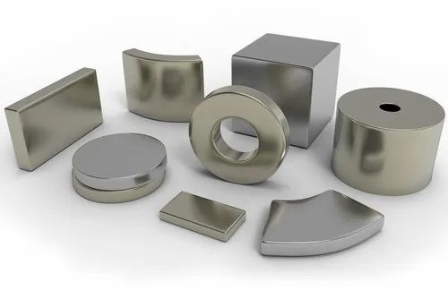 Silver Rectangular Ndfeb Smp Neodymium Magnet, Size : 40mm X 20mm X 10mm