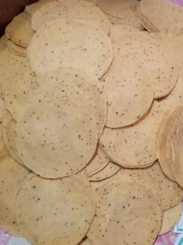 Deepshobha Mixed Masala Papad, Color : Brownish