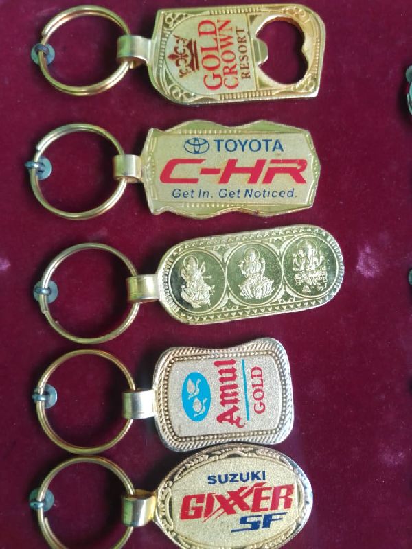 Polished Printed Golden Metal Keychains, Size : Standard
