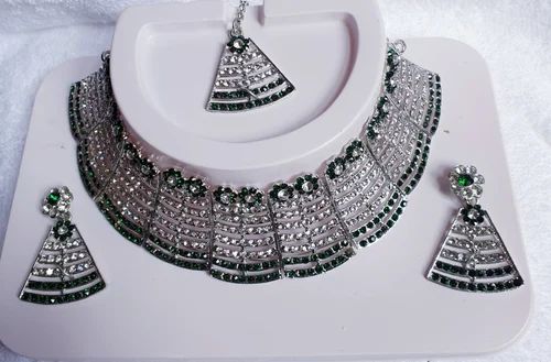 Green Imitation Jewellery Set