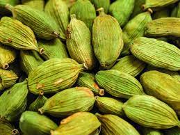 Cardamom Pods, for Spices, Specialities : Rich In Taste, Non Harmful, Hygenic