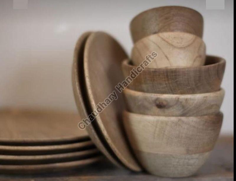 Wooden Plates and Bowls Set, Pattern Plain Chaudhary Handicrafts