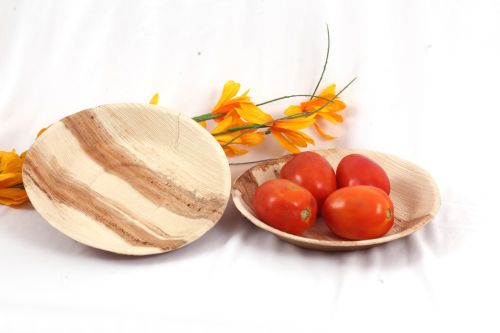 18x2.5 Areca Leaf Round Plate, for Serving Food, Feature : Fine Finish, Eco Friendly