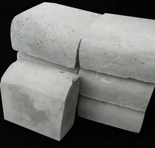 Cement Concrete Kerb Stone, for Construction, Color : Grey