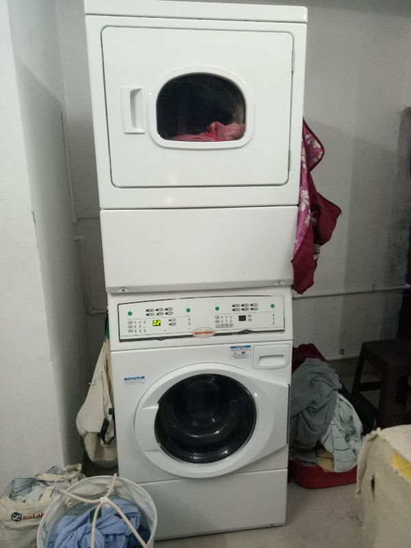 laundry dryer