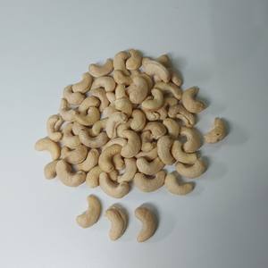 Blanched Common Raw Cashew Nuts, For Food, Foodstuff, Snacks, Sweets, Certification : Fssai Certified