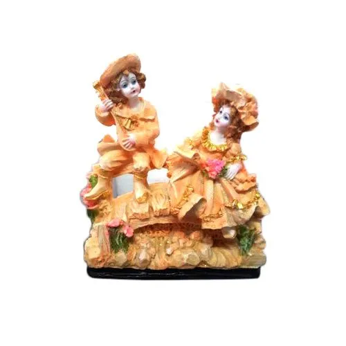 Polyresin Couple Statue at Rs 90 / Piece in Sadar Bazaar Thukral Gift