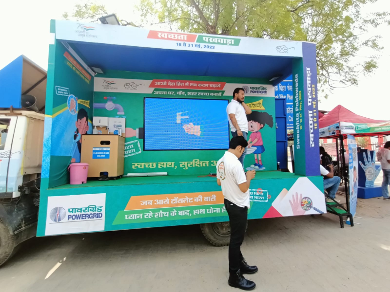 Led Screen Video Van On Rent at Rs 8,000 / Day in Delhi