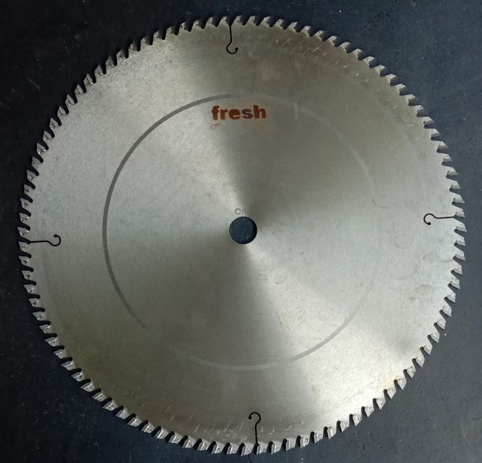 Round Stainless Steel Polished Metal TCT Circular Saw Blade, Size 100