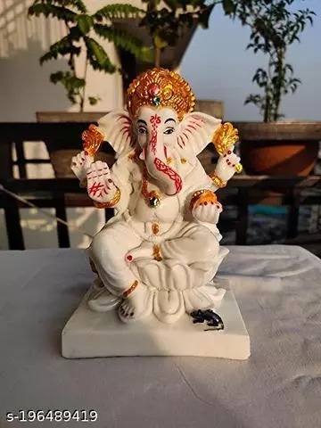 Lacquer Polyresin Ganesh Statue, For Interior Decor, Office, Home, Gifting, Religious Purpose, Size : 7 Inch Height