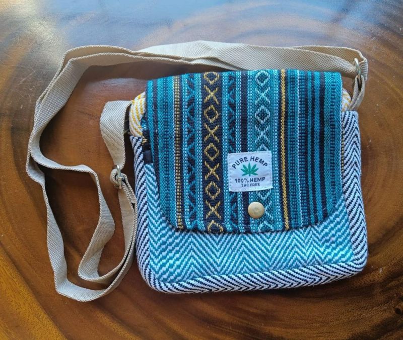 Hemp side purse