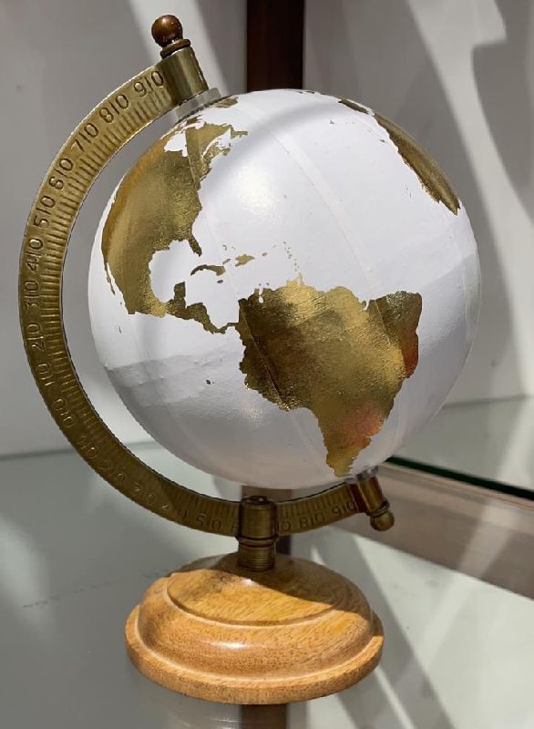 5 Inch World Globe with Wooden Base at Best Price in Gurugram | Cosmic ...