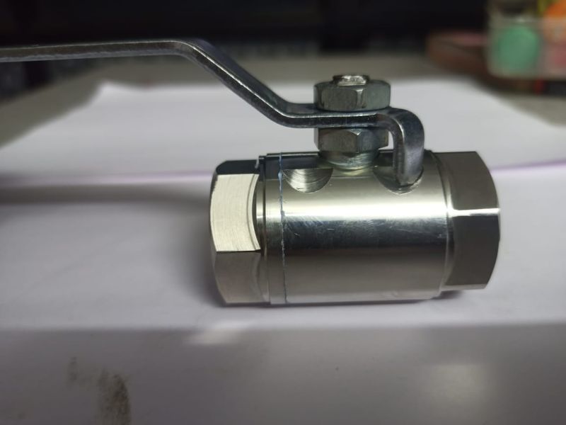 Steel Ball Valves (304/316), For Gas Fitting, Oil Fitting, Water Fitting, Pressure : High, Low, Medium