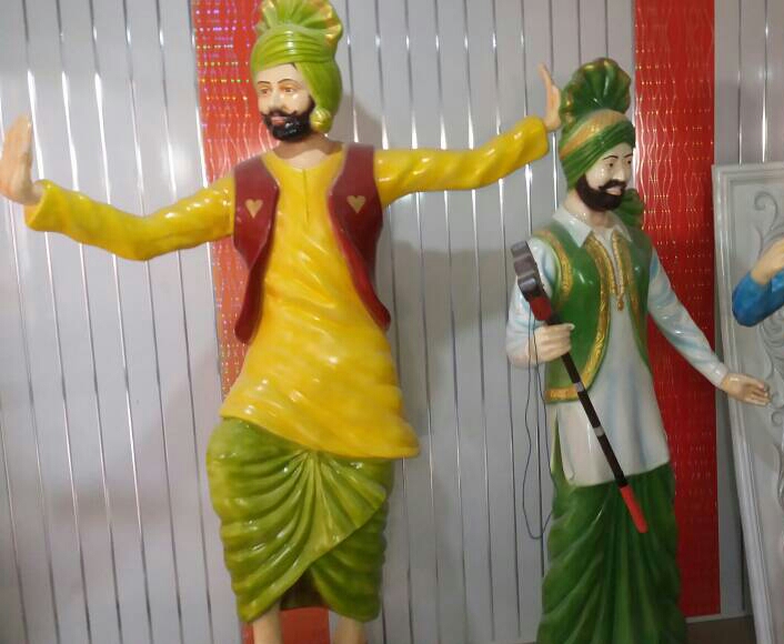 Printed Paint Coating Fiberglass Punjabi Dancing Statue, Size : All Sizes