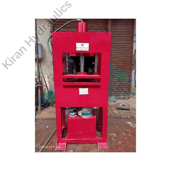 5 tons power operated hydraulic press machine at Rs 1 Lakh / piece in ...