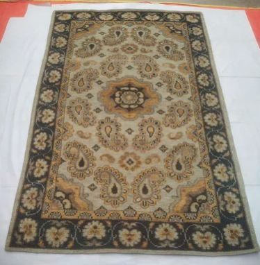Wool and Silk Hand Knotted Carpet, Size : 5*8, 6*9, 9*12 Feet