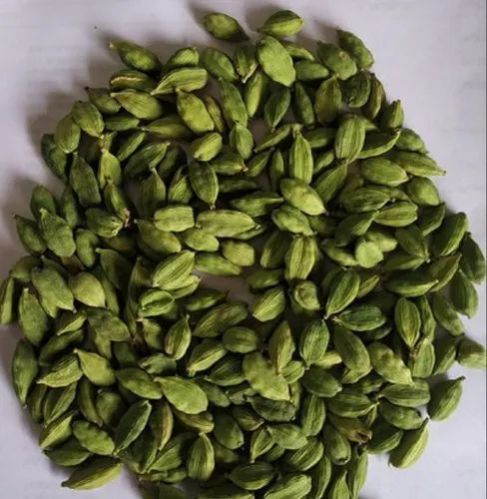 Green Cardamom Pods, For Yes, Size : 6.0lmm