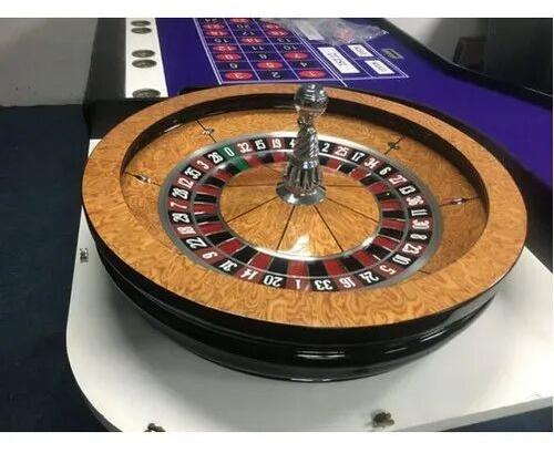 Round Wooden Roulette Wheel