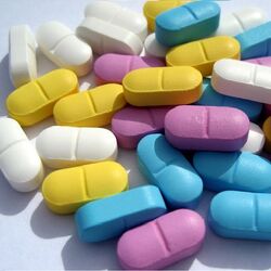 Cefpodoxime 200mg Tablets, Grade Standard : Medicine Grade
