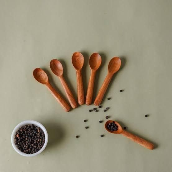 Polished wooden spoons, for Home, Party, Pattern : Plain