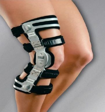 Black Plastic M3 OA Knee Brace, for Pain Relief, Size : Standard
