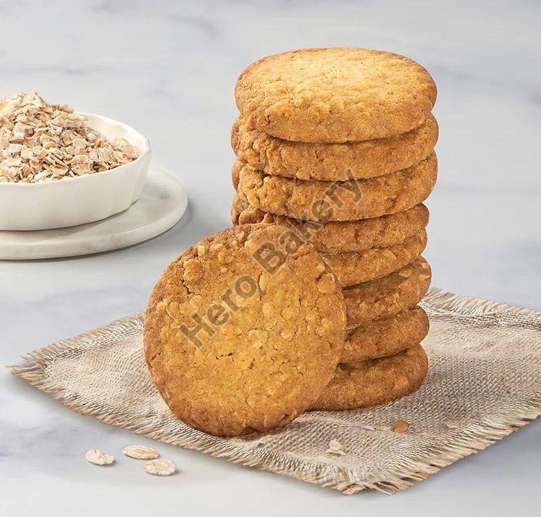 Round Crunchy Honey Oats Cookies, for Human Consumption, Taste : Sweet