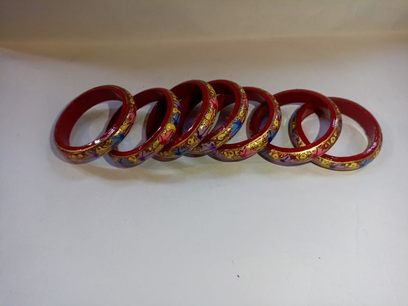 Wooden Polished Printed paper mache bangles, Feature : Unique Color, Smooth Texture, Shiny Look, Scratch Resistant