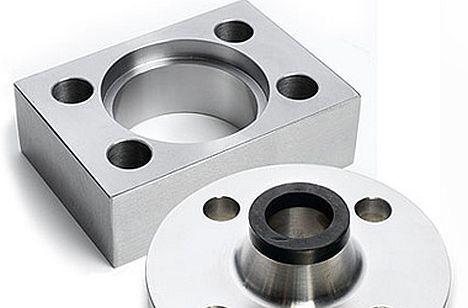 Plain Polished Square Flange, Feature : Strong Construction, Rust Proof