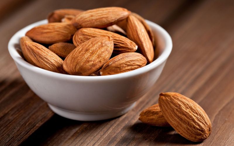 Hard Organic Almonds, for Sweets, Style : Dried
