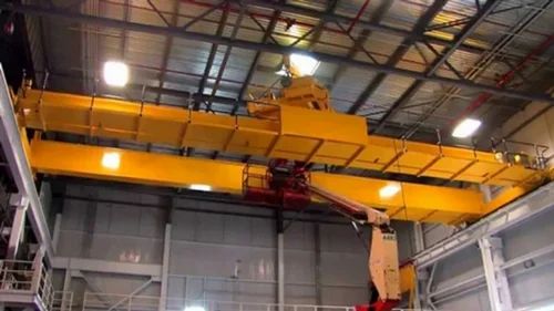 Industrial Overhead Traveling Cranes, Load Capacity : 5 Ton