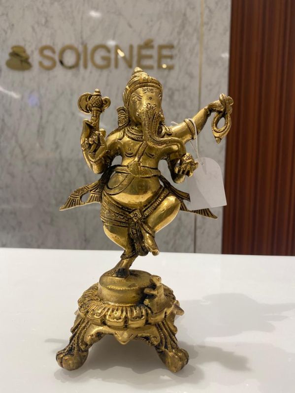 Plain Polished Brass Ganesh Statue, for Interior Decor, Office, Home, Gifting, Religious Purpose