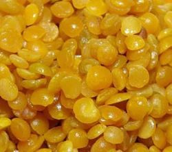 Yellow Common Oily Toor Dal, for Cooking, Feature : Nutritious, Highly Hygienic